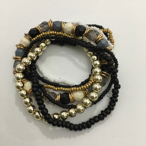 Jewelry - Boho Multi Layered Bead Bracelet (NEW)
